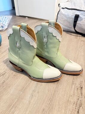Women's Mint & White Western Ankle Boots